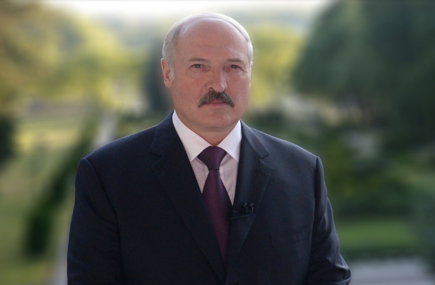 Лукашенко: политикам не разделить народы Латвии и Беларуси искусственными заборами