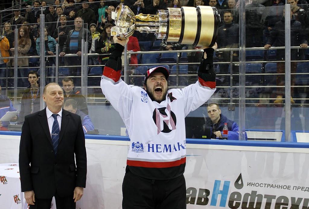 Гродненский "Неман" в шестой раз стал чемпионом Беларуси по хоккею