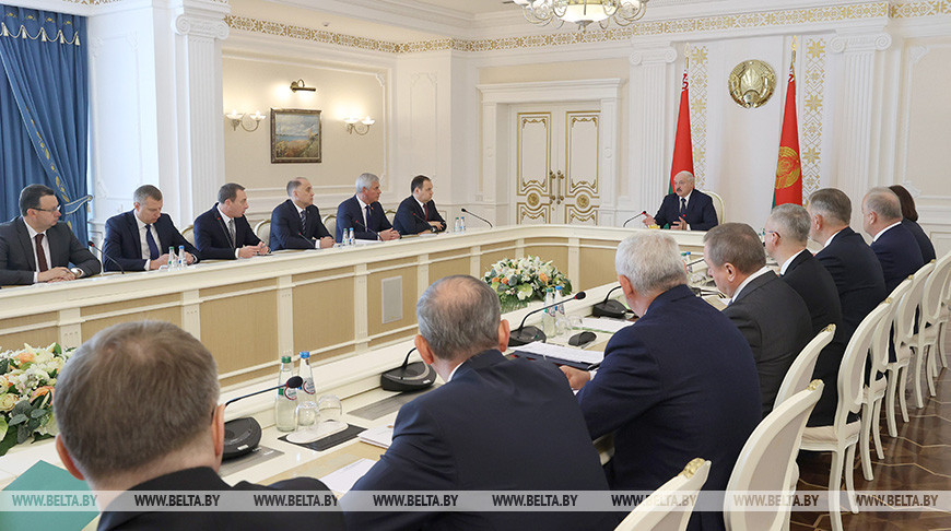 Лукашенко: Беларусь и Россия полны решимости вместе противостоять нападкам извне
