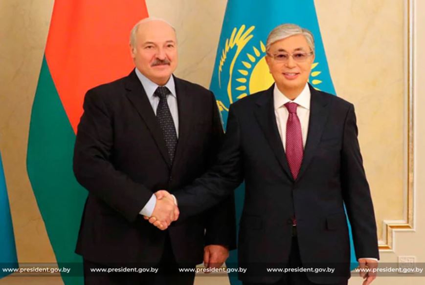 Стало известно, о чем говорили по телефону Лукашенко и Токаев 21 ноября