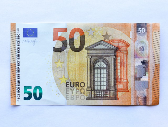 Европейский центробанк выпустит обновленную банкноту номиналом в 50 евро
