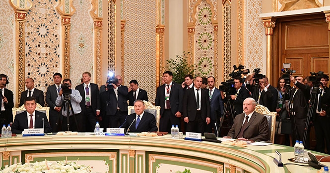 Александр Лукашенко принимает участие в саммите СНГ