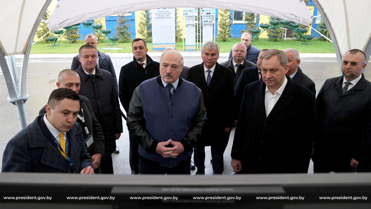 Лукашенко раскритиковал правительство Беларуси и облисполкомы