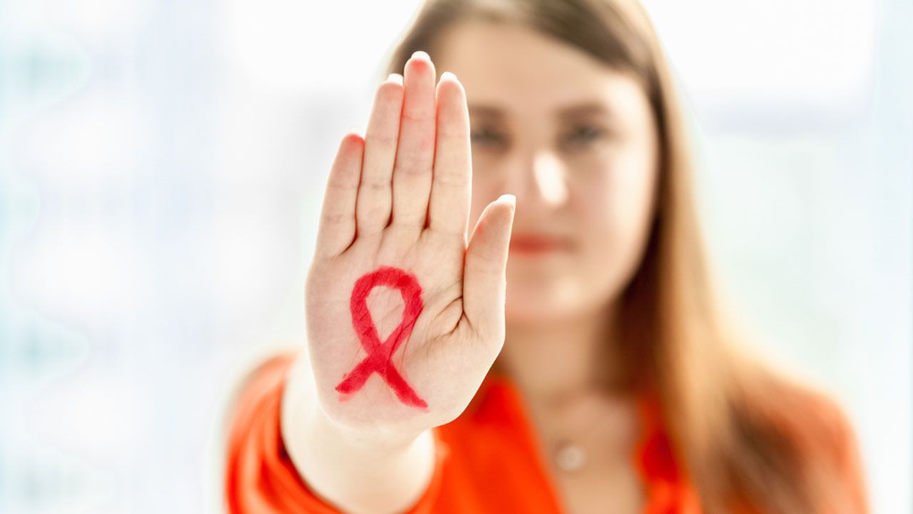 790 человек сдали экспресс-тесты на ВИЧ — один положительный