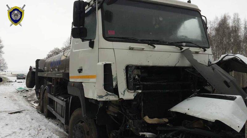 Водитель  микроавтобуса, попавшего в ДТП под Калинковичами, умер в реанимации