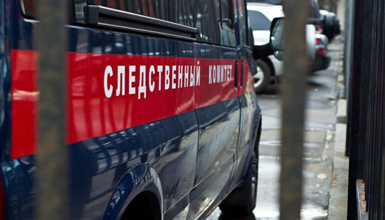 ЧП в школе. В Башкортостане девятиклассник ранил двух учениц и учительницу, поджог класс и попытался покончить с собой