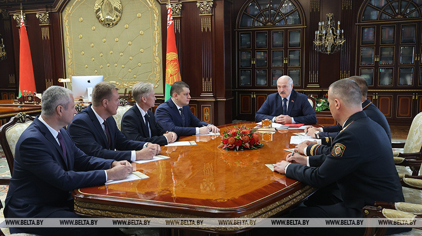 Назначения в местной вертикали, МВД, вузах и на предприятиях - подробности кадрового дня у Лукашенко