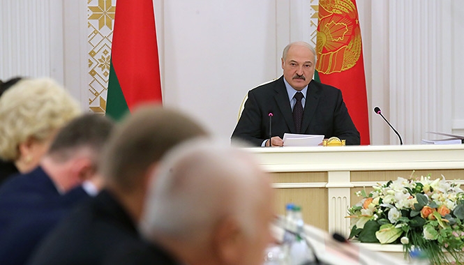 Лукашенко потребовал от правительства четкого видения точек роста национальной экономики