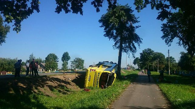 Туристический автобус Киев-Таллин перевернулся в Оршанском районе
