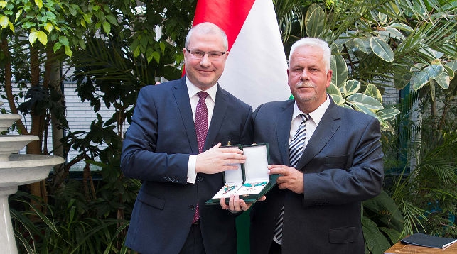 Белорусского посла наградили венгерским орденом