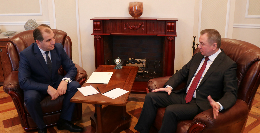 Макей обсудил с новым послом Армении перспективы двусторонних отношений