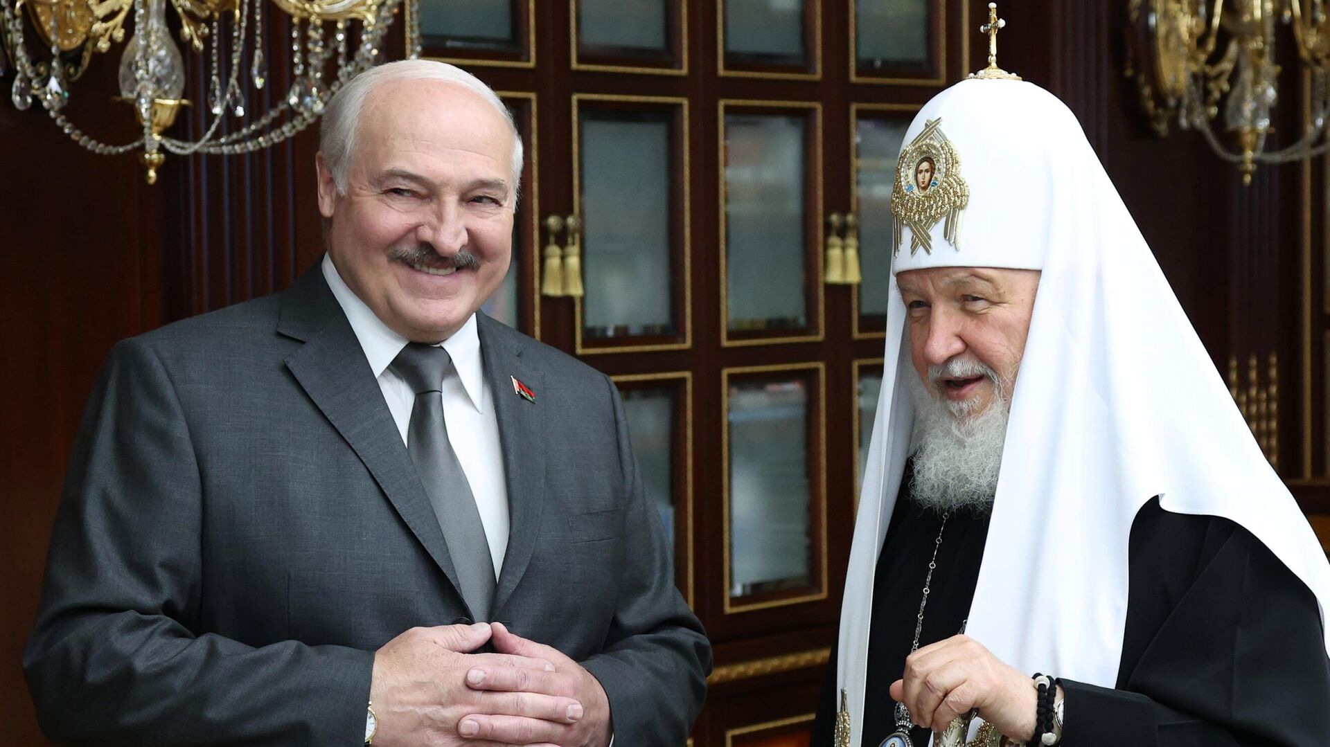 Лукашенко поздравил патриарха Кирилла с Днем рождения
