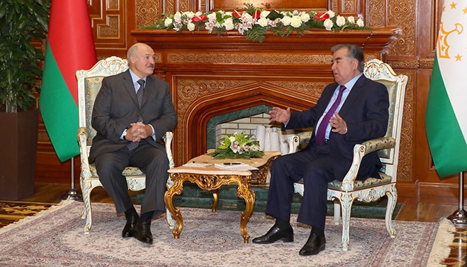 Лукашенко выразил готовность участвовать в плане индустриализации Таджикистана