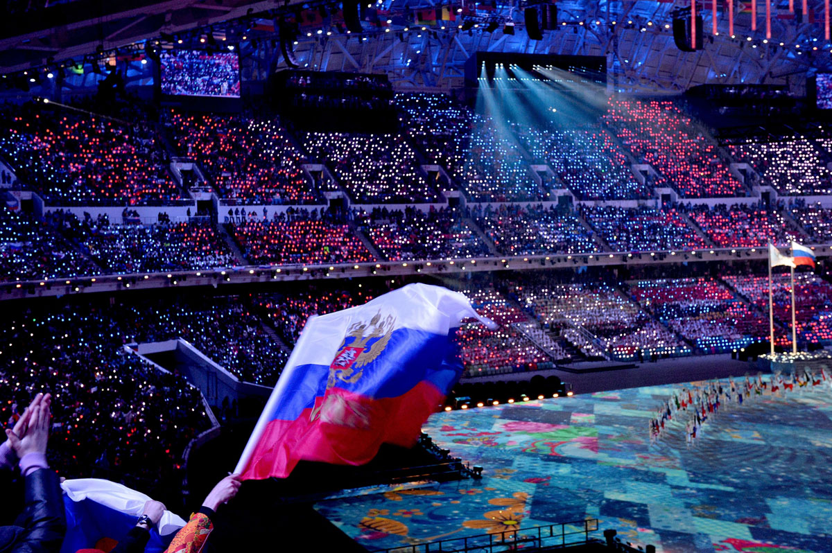 МОК запретил проносить флаг России на трибуны зимней Олимпиады