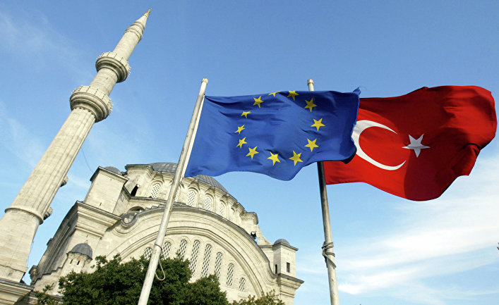 Европарламент требует приостановить переговоры по вступлению Турции в ЕС