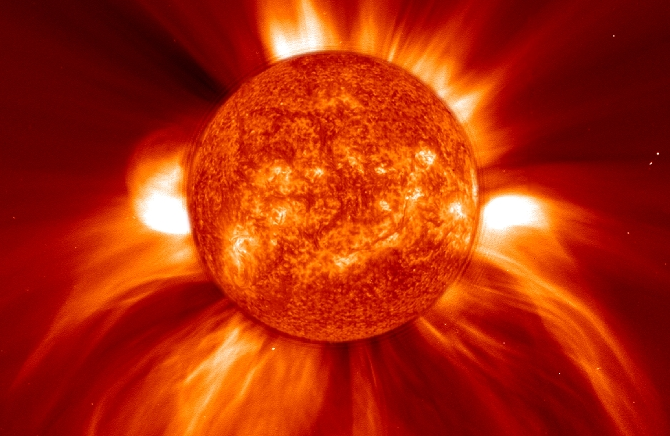 Магнитная буря обрушится на Землю вечером 10 июня