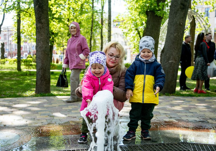 «Сегодня особенно важно укрепить наш общий дом». Лукашенко поздравил белорусов с Первомаем