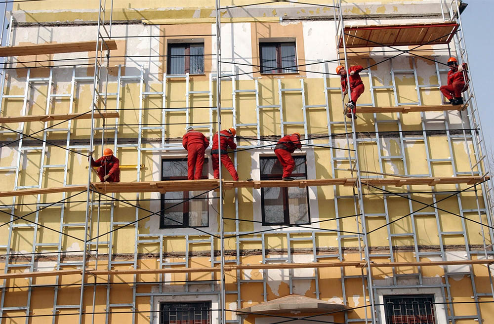 Капитальный ремонт жилого дома в Беларуси попробуют сделать за месяц