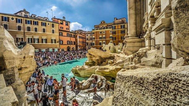 В Риме придумали новые наказания буйным туристам