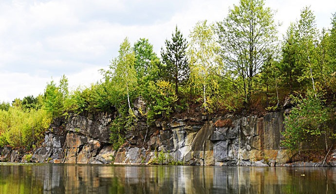 В Лельчицком районе начали разработку нового месторождения гранита