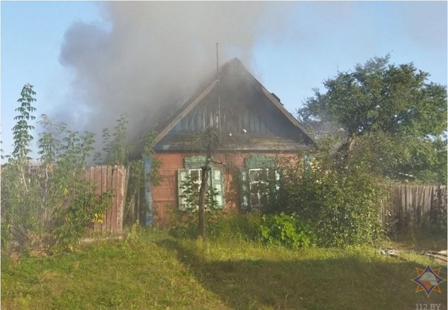 В Добруше погиб гость на пожаре в жилом доме