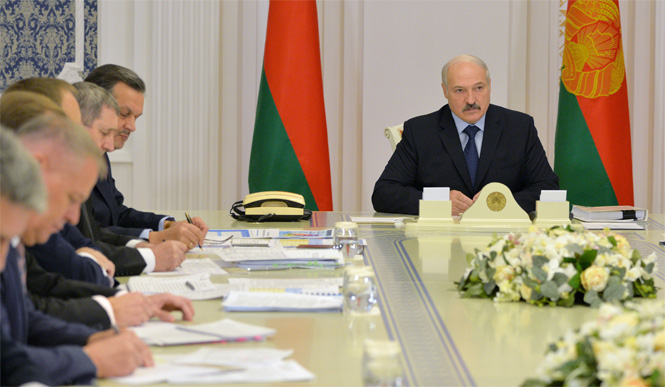 Александр Лукашенко поручил навести в стране идеальный порядок