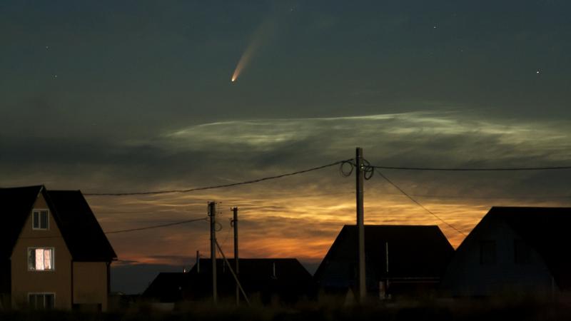«Пролетает раз в 437 лет». К Земле приближается редкая комета Нишимура