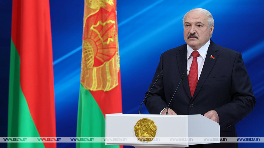 Президент Беларуси Александр Лукашенко поздравил с Днем Независимости
