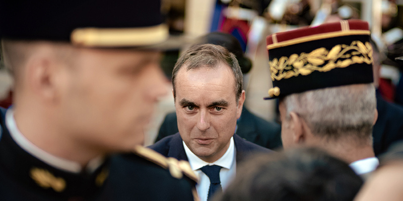 СМИ: Премьер Франции подал в отставку