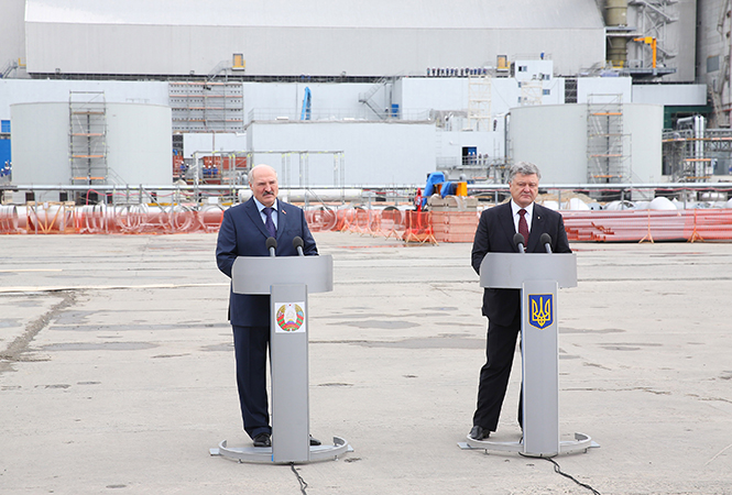 Беларуси и Украине необходимо усилить взаимодействие по чернобыльской проблематике - Лукашенко 