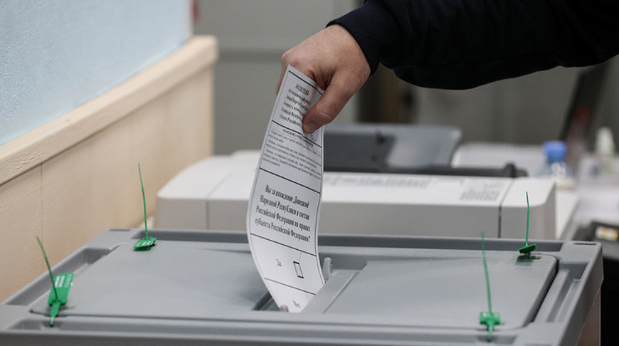 Большинство жителей ЛНР, Херсонской и Запорожской областей проголосовали за вхождение в состав РФ