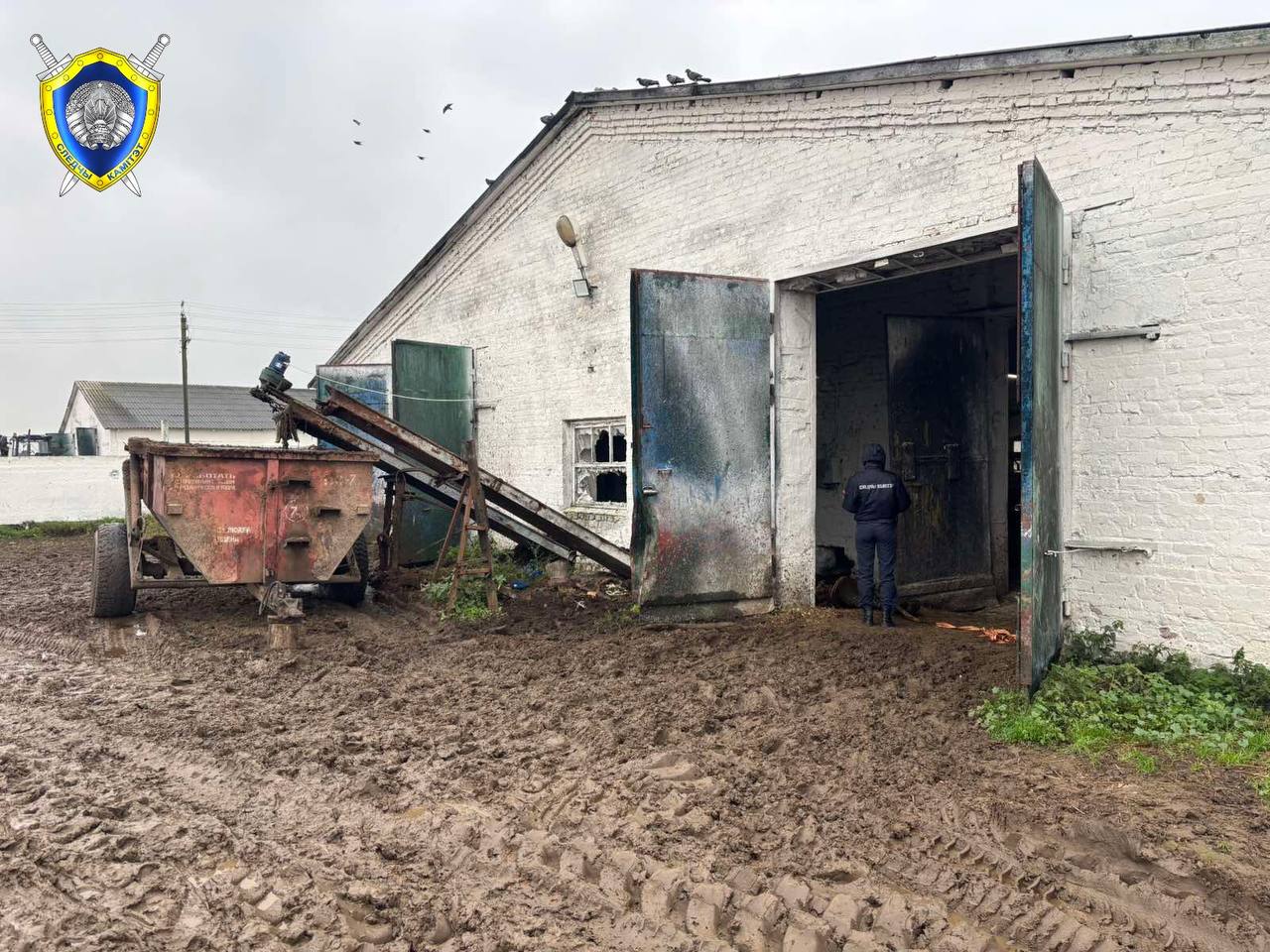В Добрушском районе следователи устанавливают обстоятельства гибели рабочего на молочно-товарной ферме