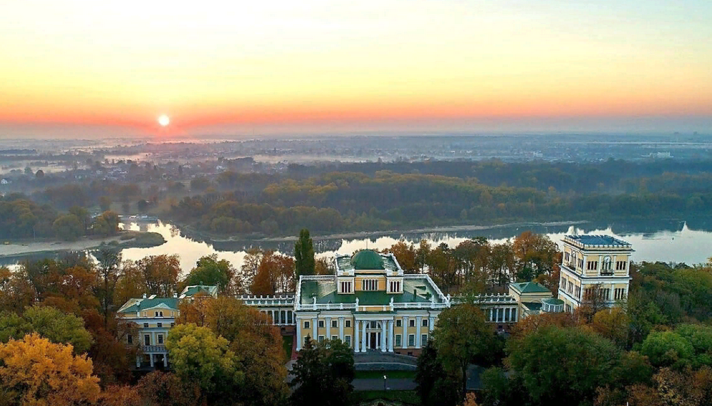 Что изменится в Беларуси с 1 мая 2026 года: вырастут пенсии и пособия, начнут отключать горячуу воду, льготный проезд для пенсионеров, новые правила для жилых домов