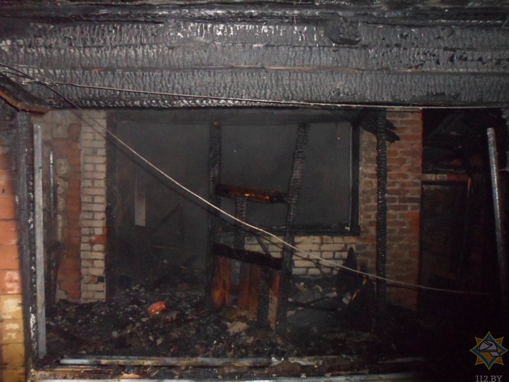 В Жлобинском районе в собственном доме на пожаре едва не погиб местный житель