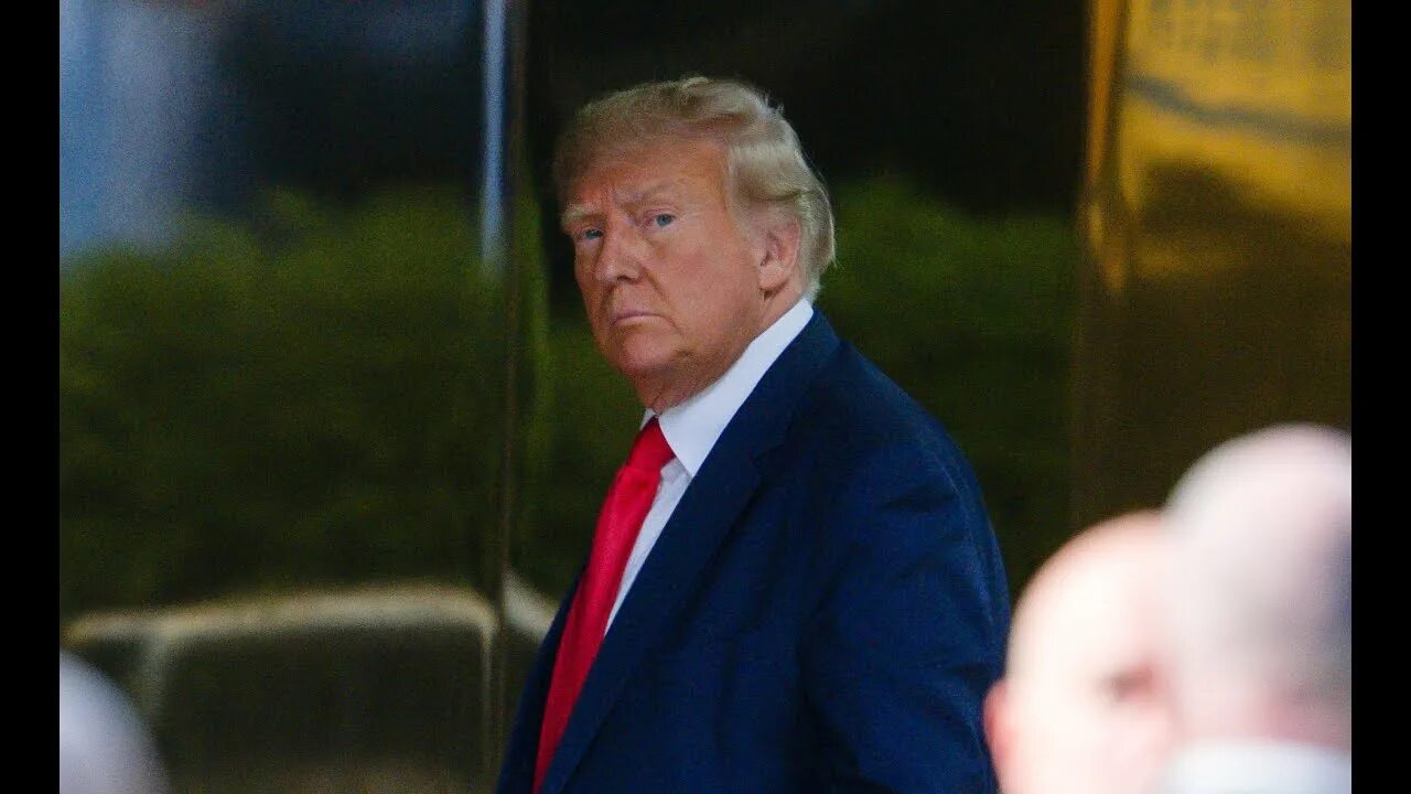 Трамп: Зеленский своими высказываниями постоянно создает проблемы Украине