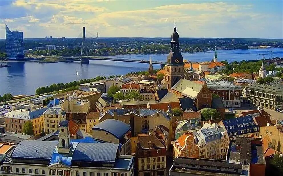 Украинцев в Латвии ждут новые правила: сокращение льгот коснётся выплат, медицины и проезда